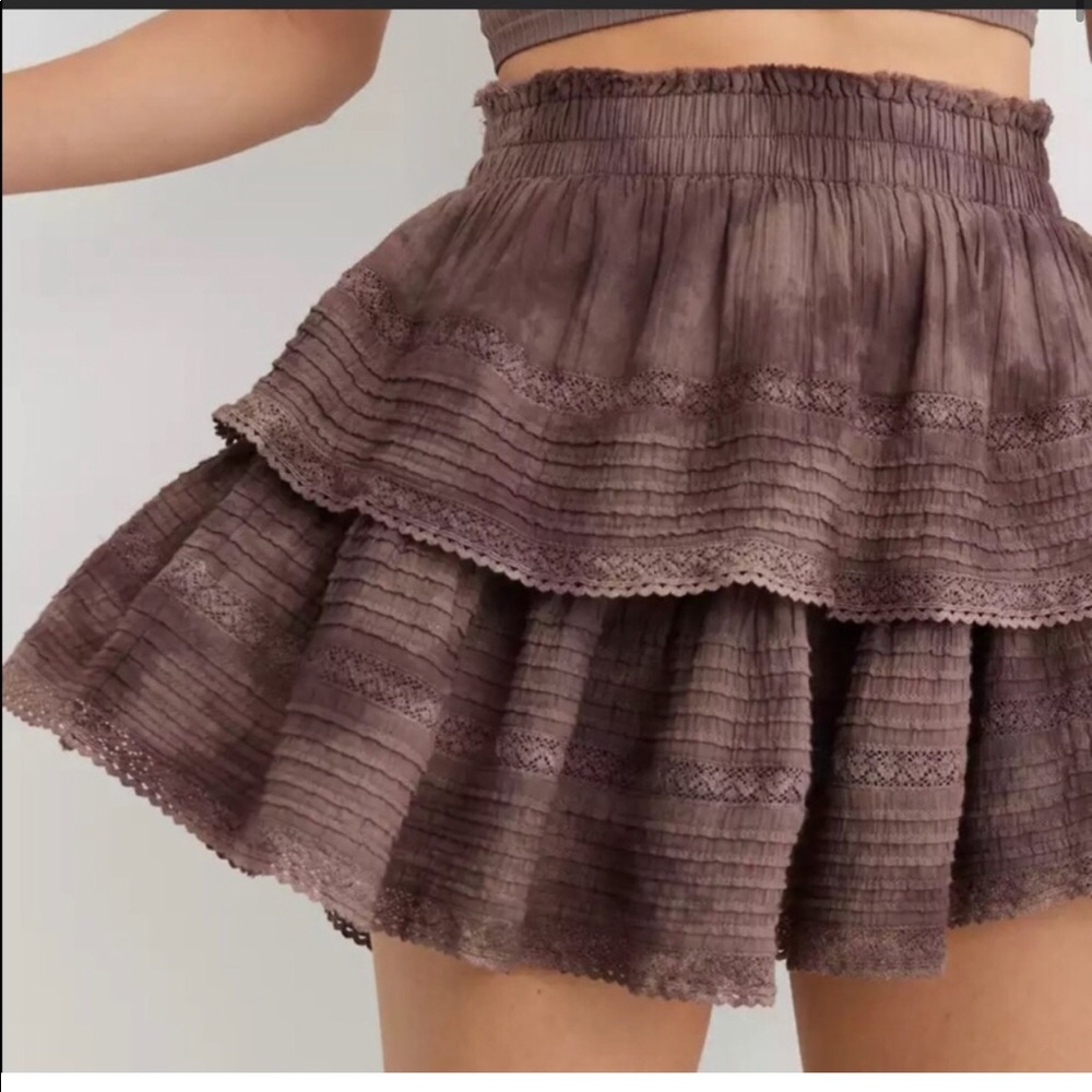 Aerie rock and ruffle skirt
